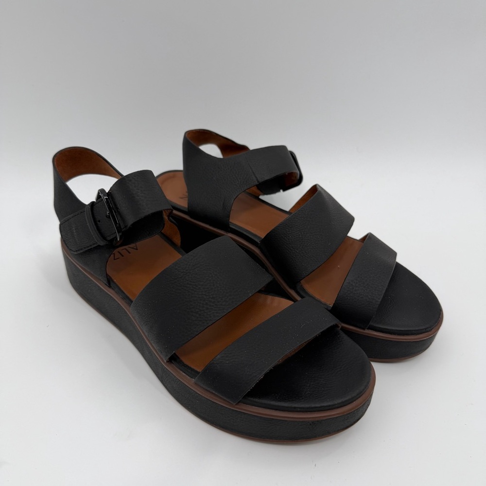 Naturalizer Brooke Black Platform Sandals - Picture 2 of 9